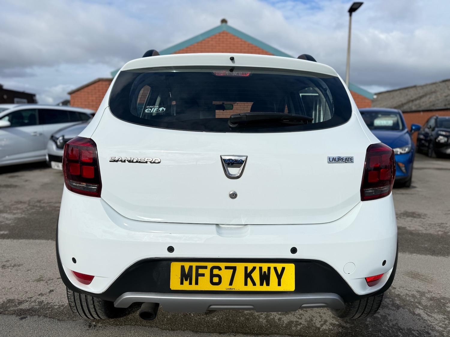 Used Dacia Sandero Stepway 2017 for sale - 77708967: Photo 8