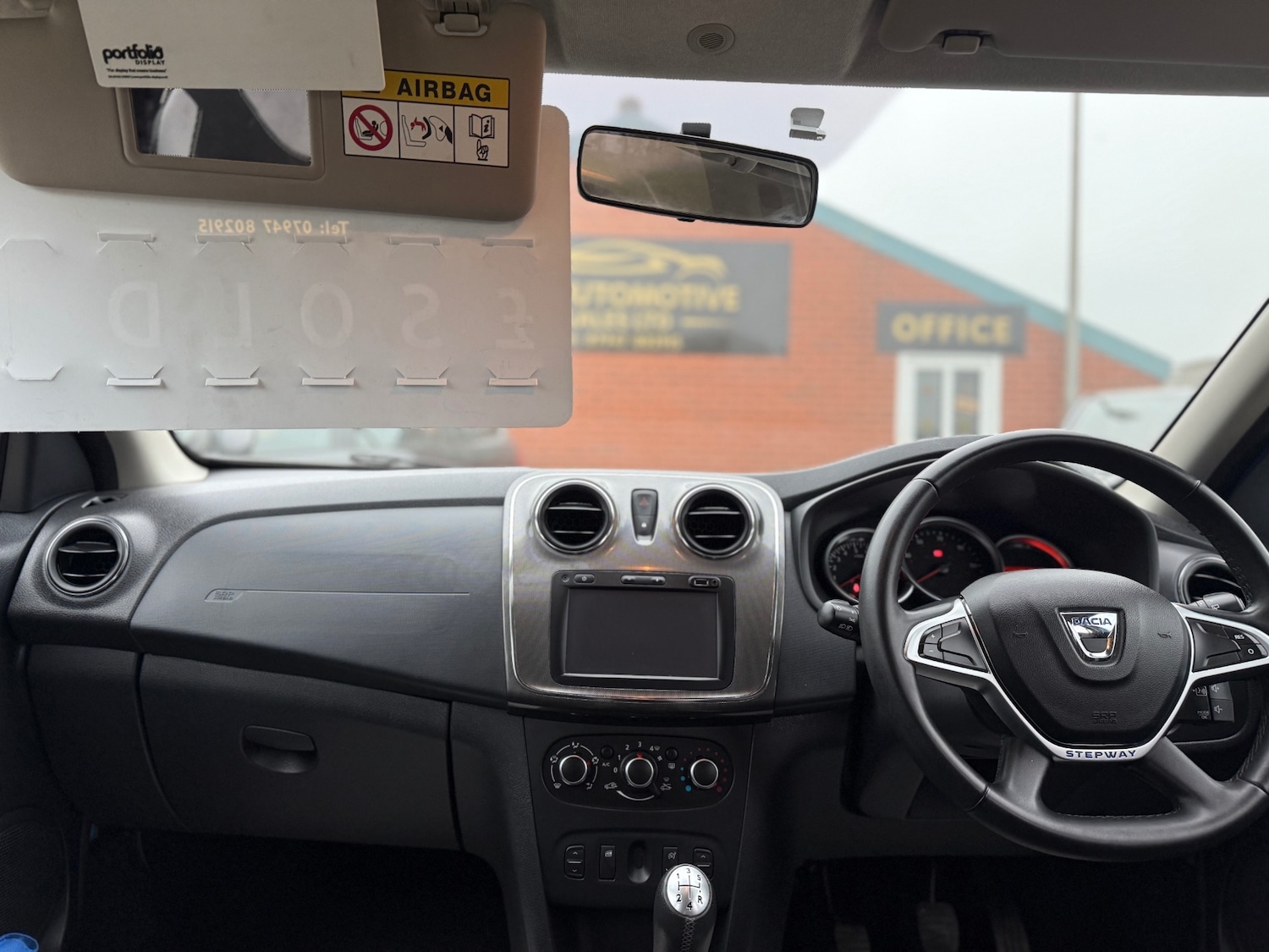 Used Dacia Sandero Stepway 2017 for sale - 77423425: Photo 13