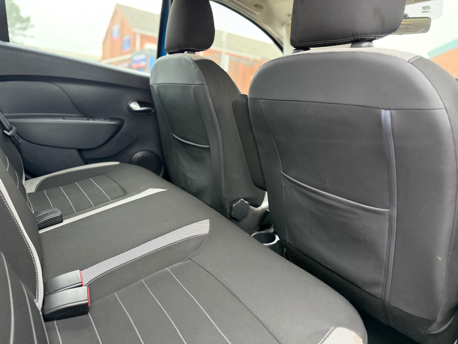 Used Dacia Sandero Stepway 2017 for sale - 77423425: Photo 20