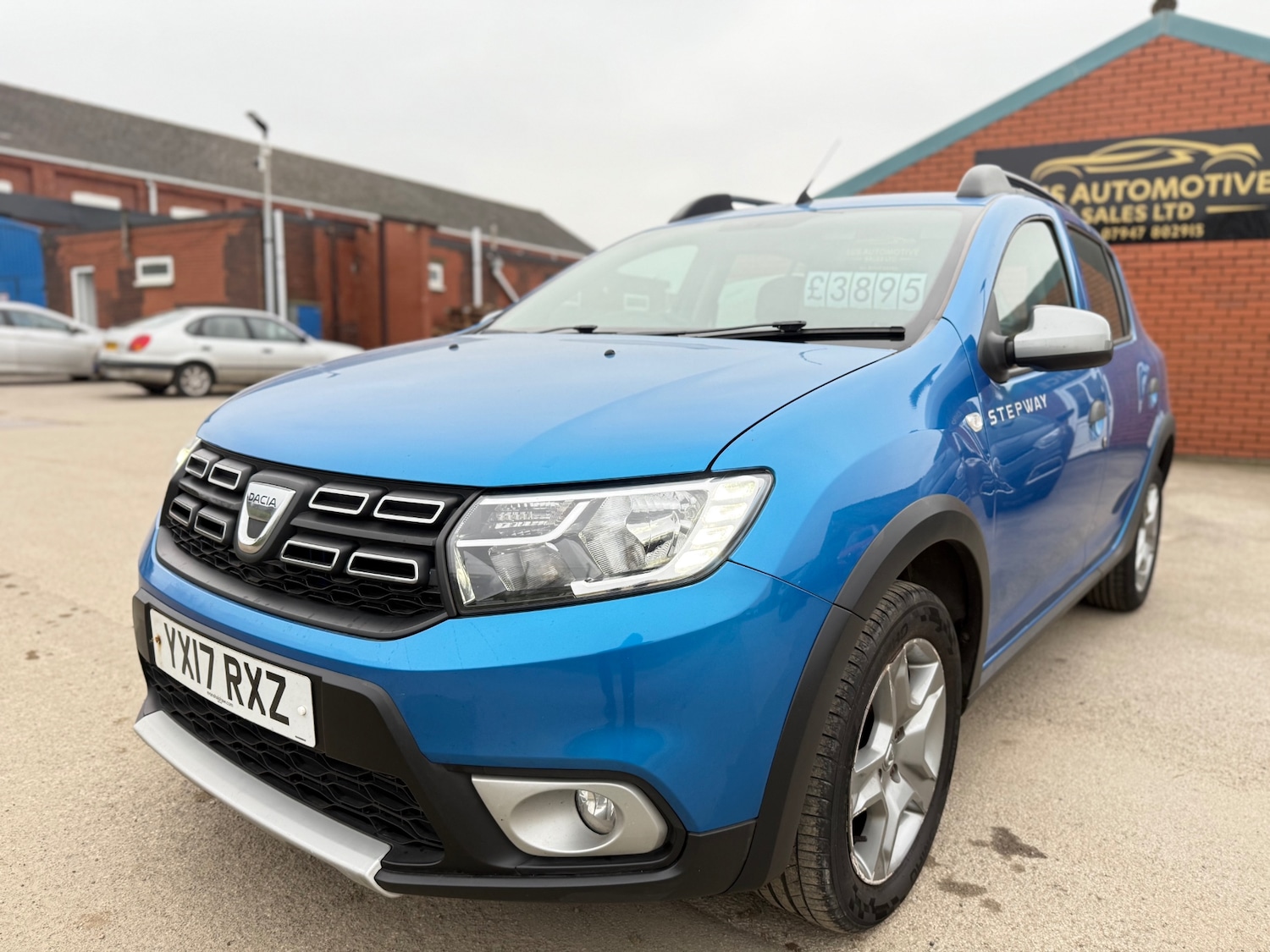 Used Dacia Sandero Stepway 2017 for sale - 77423425: Photo 3