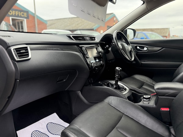 Used Nissan X-Trail 2017 for sale - 76197431: Photo 14
