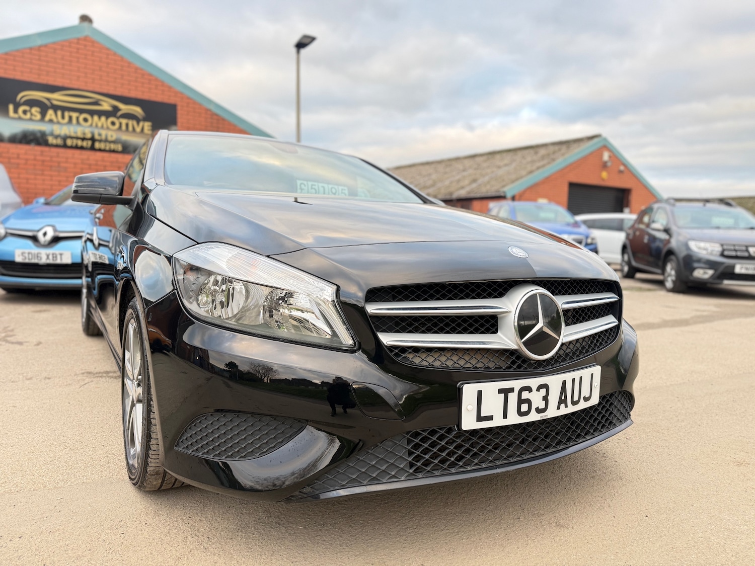 Used Mercedes-Benz A-Class 2013 for sale - 76520924: Photo 1