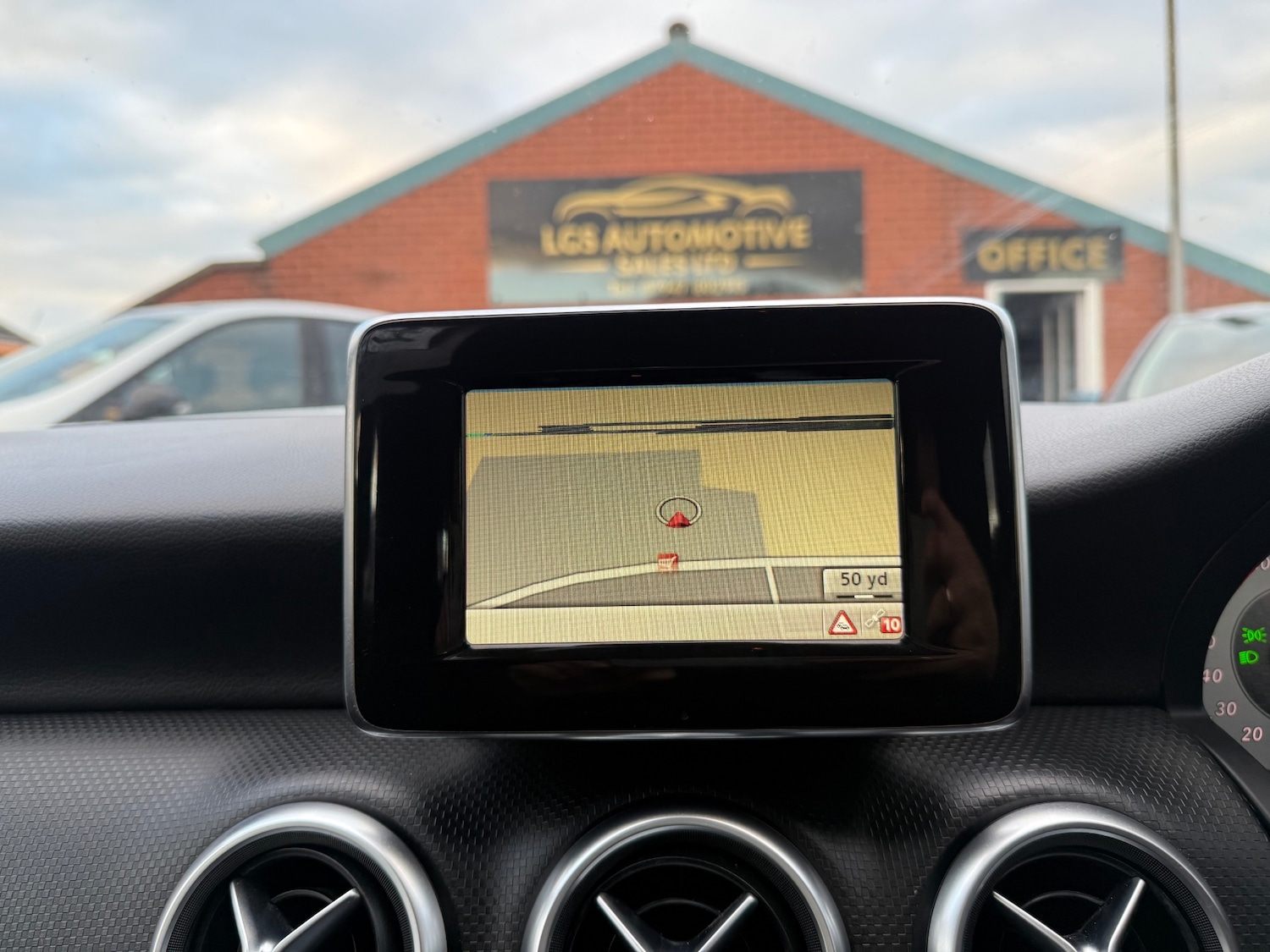 Used Mercedes-Benz A-Class 2013 for sale - 76520924: Photo 14