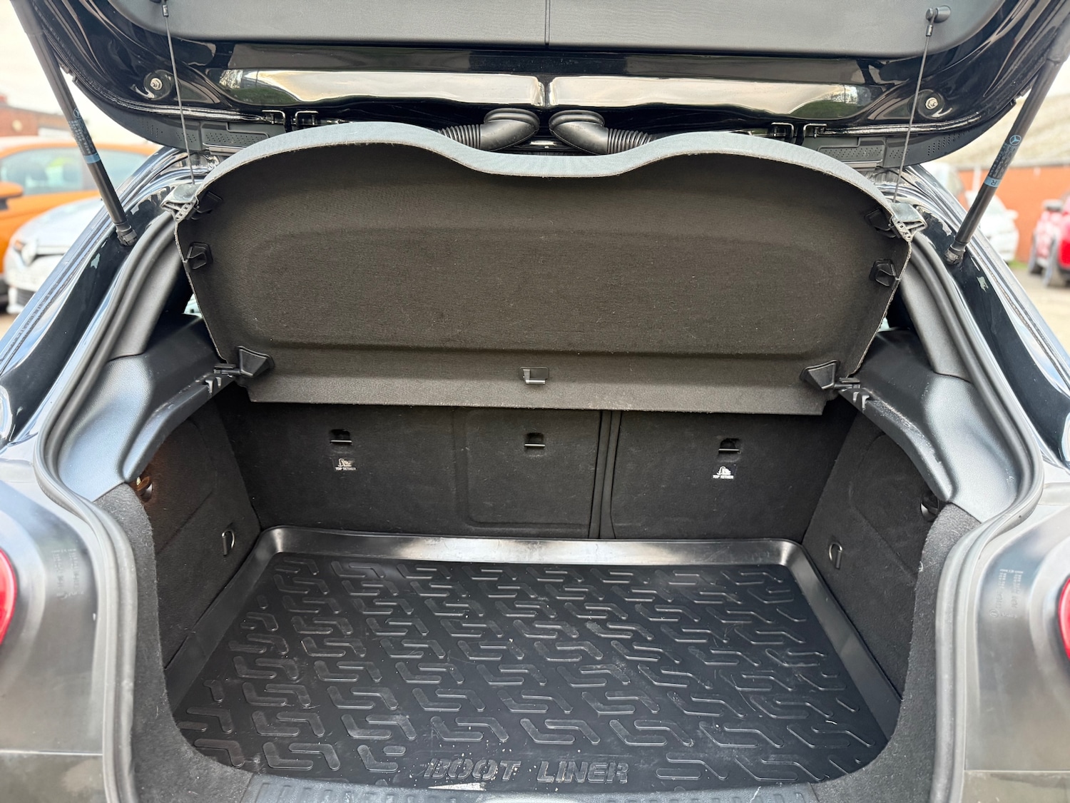 Used Mercedes-Benz A-Class 2013 for sale - 76520924: Photo 20