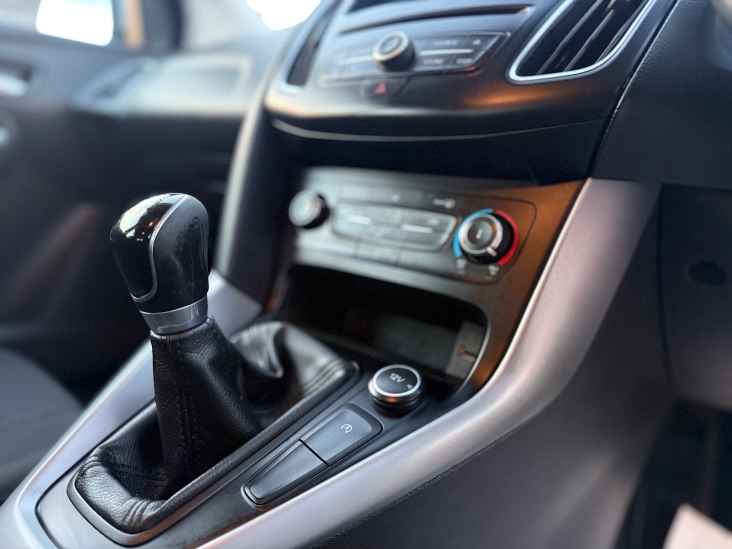 Used Ford Focus 2017 for sale - 76627331: Photo 11