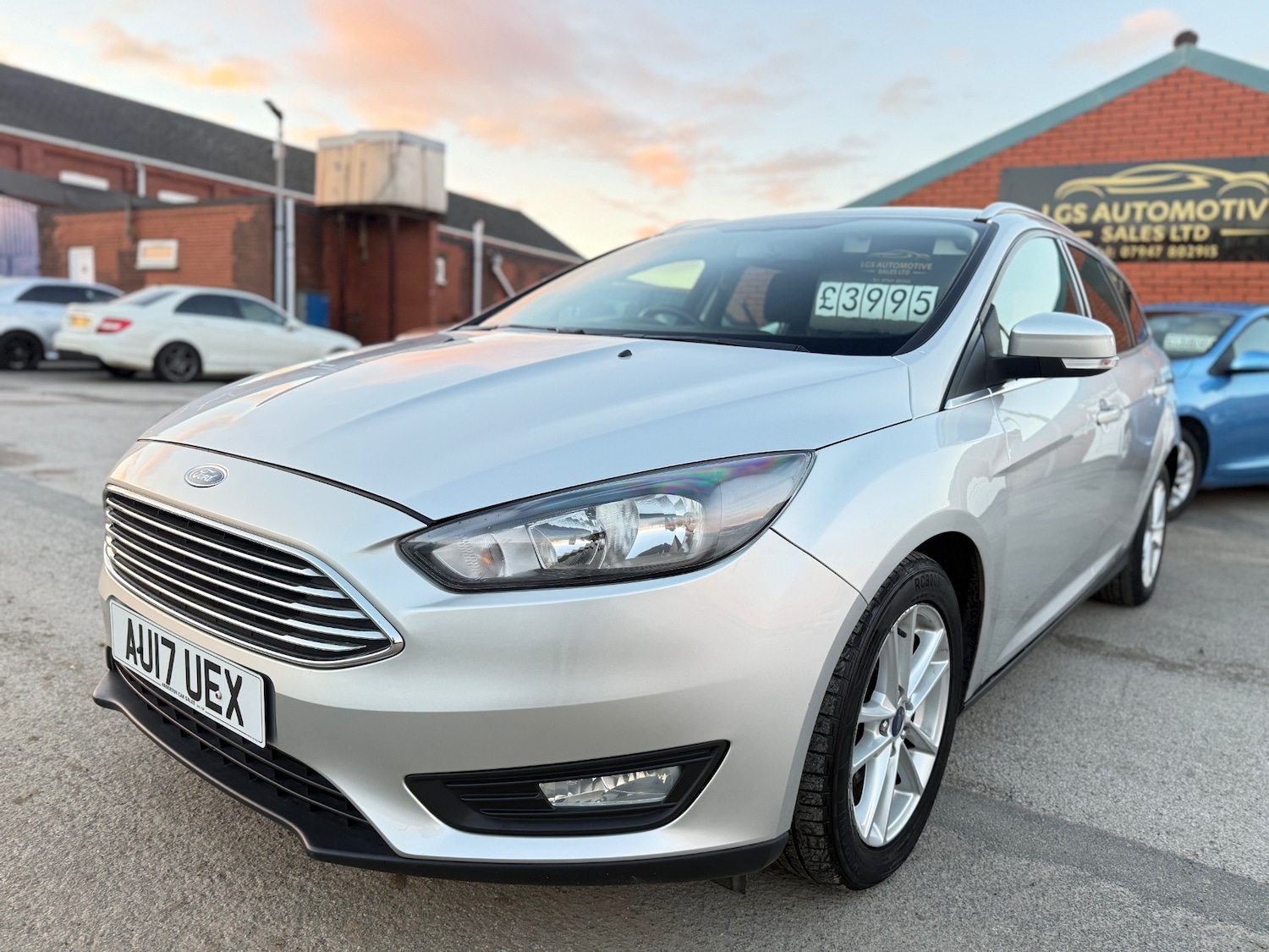 Used Ford Focus 2017 for sale - 76627331: Photo 3