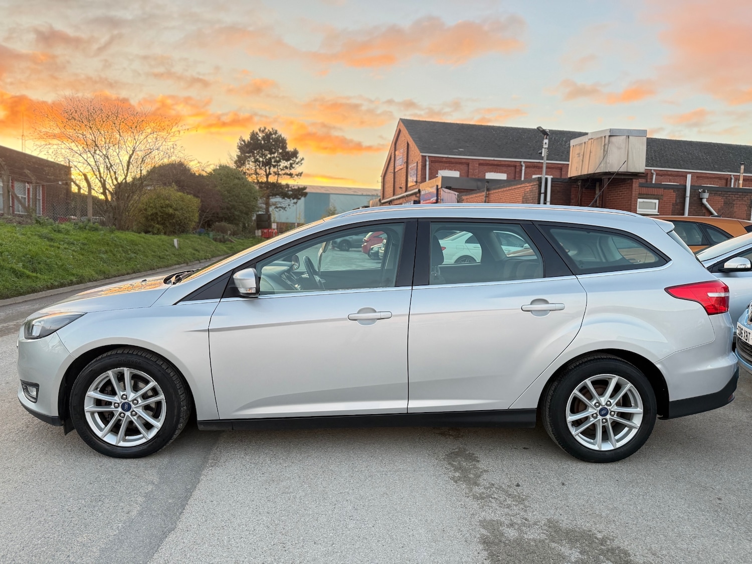 Used Ford Focus 2017 for sale - 76627331: Photo 4
