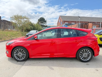 Used Ford Focus 2017 for sale - 79372294: Photo