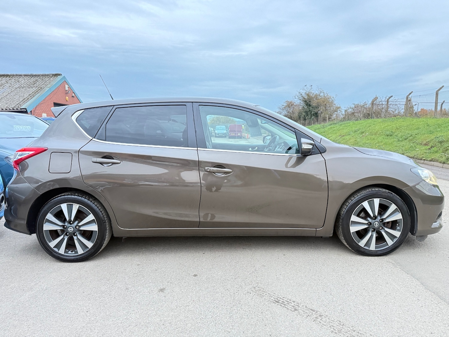 Used Nissan Pulsar 2015 for sale - 76483130: Photo 5