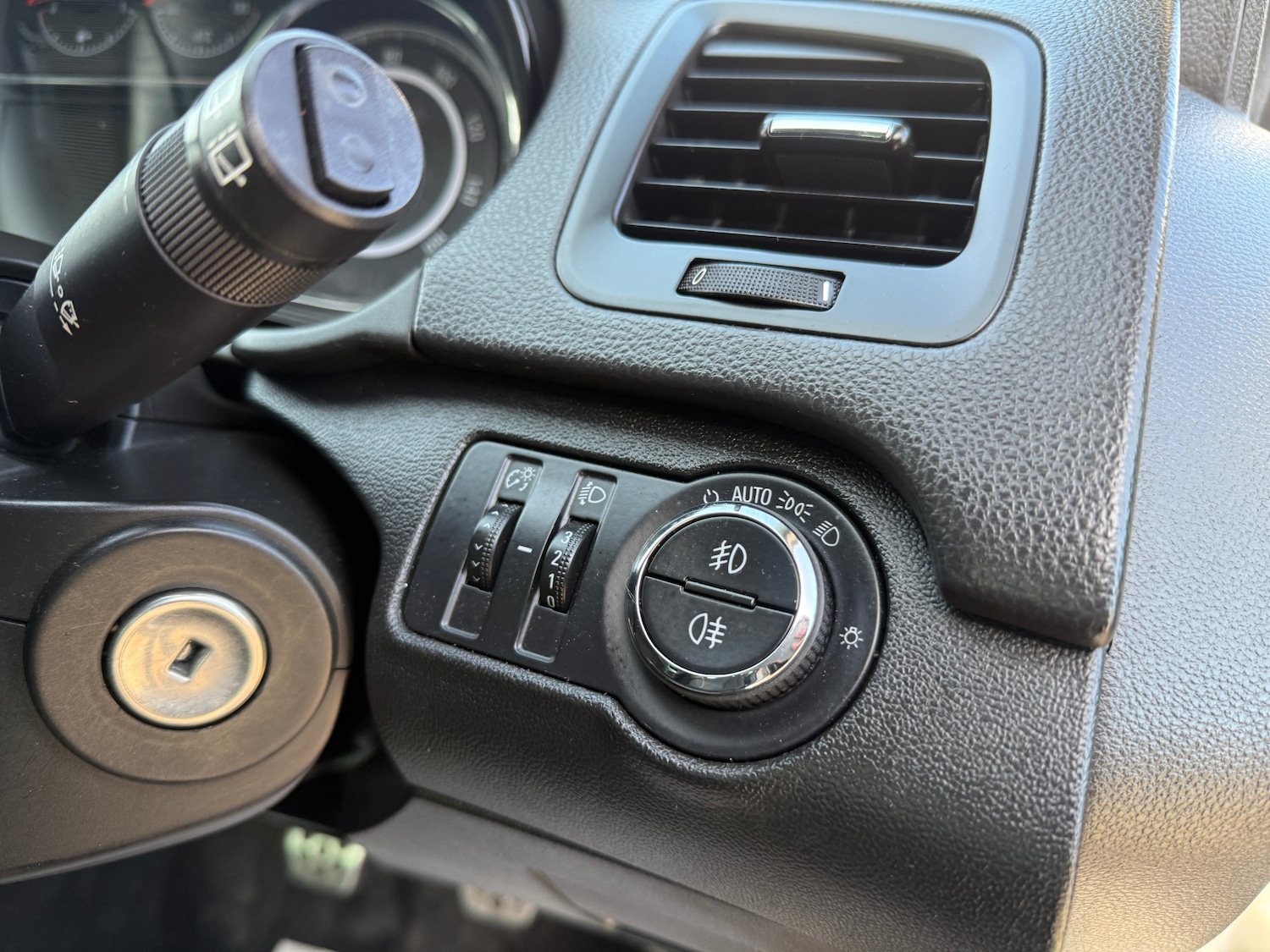 Used Vauxhall Insignia 2014 for sale - 77584033: Photo 12