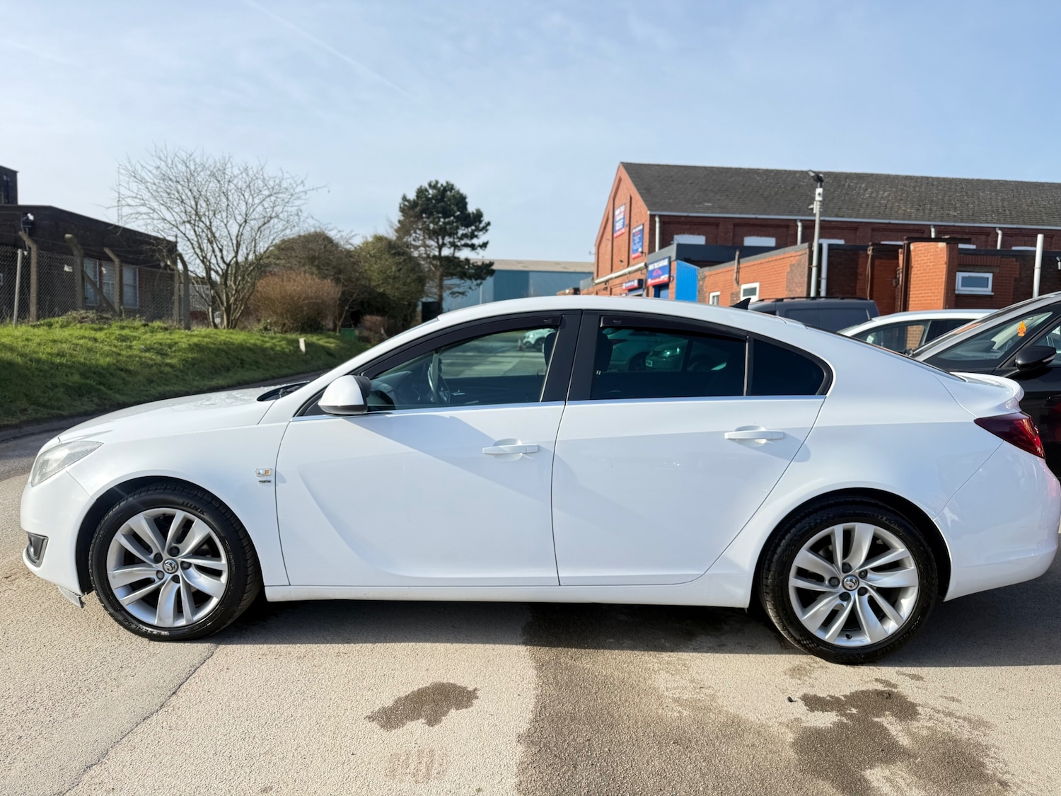 Used Vauxhall Insignia 2014 for sale - 77584033: Photo 4