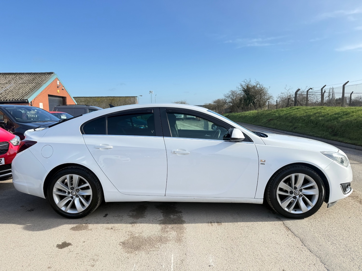 Used Vauxhall Insignia 2014 for sale - 77584033: Photo 5