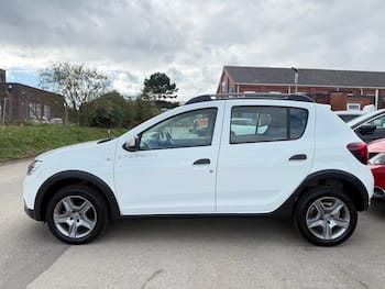 Used Dacia Sandero Stepway 2017 for sale - 79859423: Photo