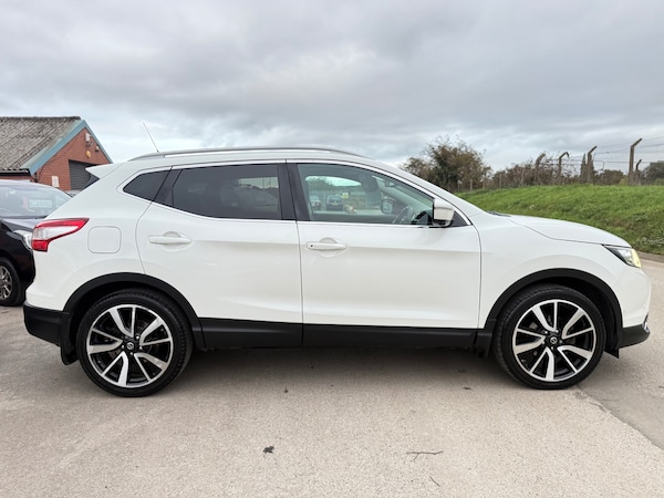 Used Nissan Qashqai 2014 for sale - 76281707: Photo 5