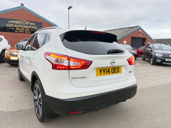 Used Nissan Qashqai 2014 for sale - 76281707: Photo 6