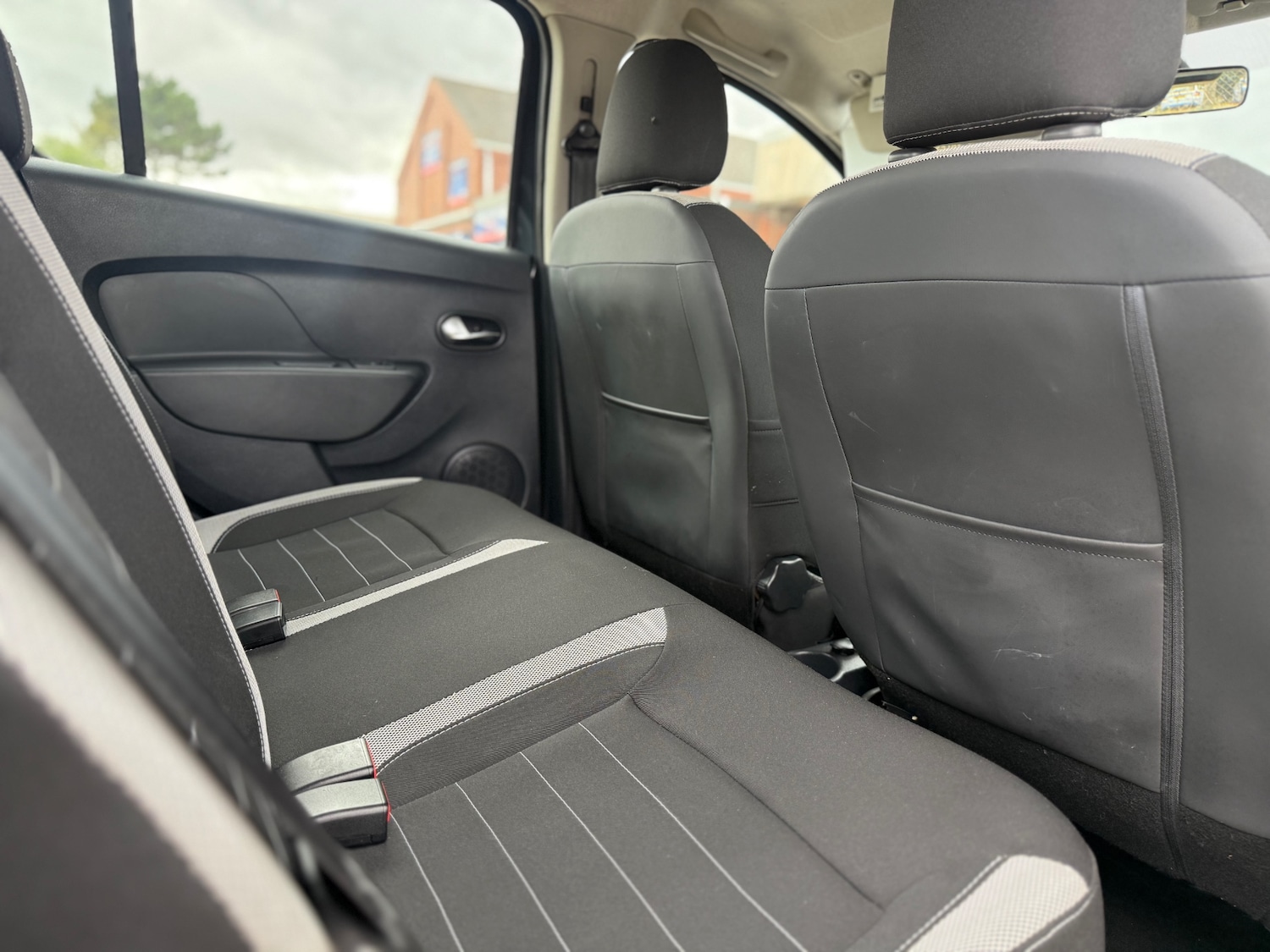 Used Dacia Sandero Stepway 2018 for sale - 76011510: Photo 16