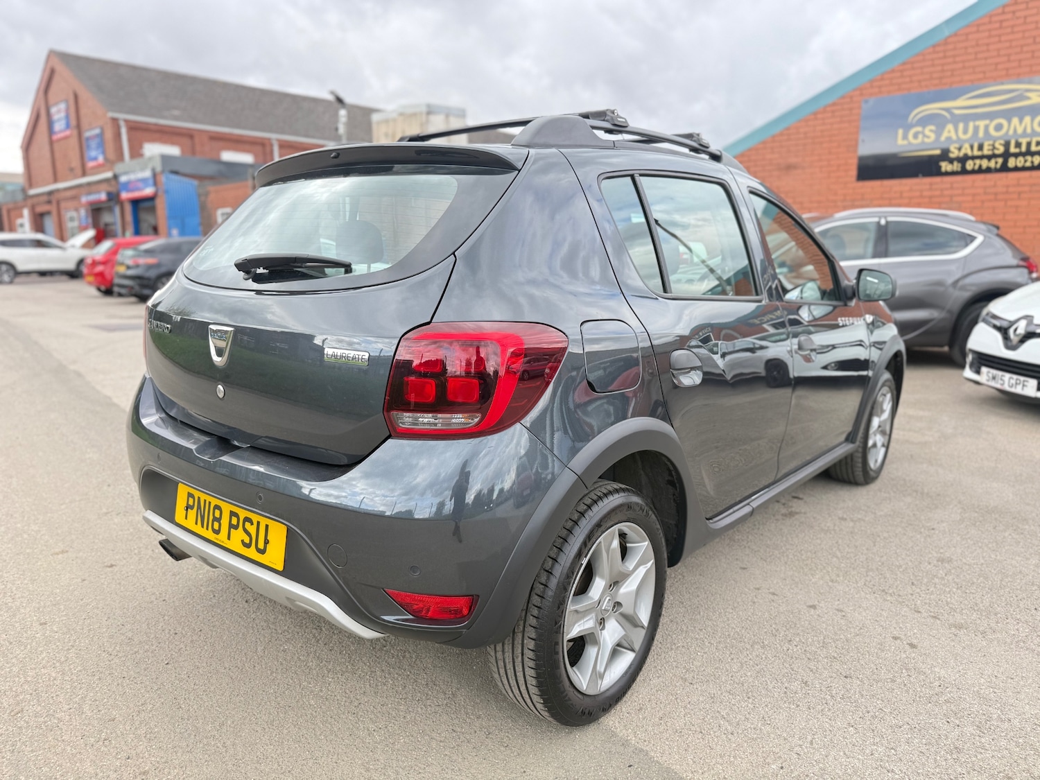 Used Dacia Sandero Stepway 2018 for sale - 76011510: Photo 8