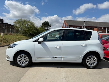 Used Renault Scenic 2015 for sale - 79156831: Photo