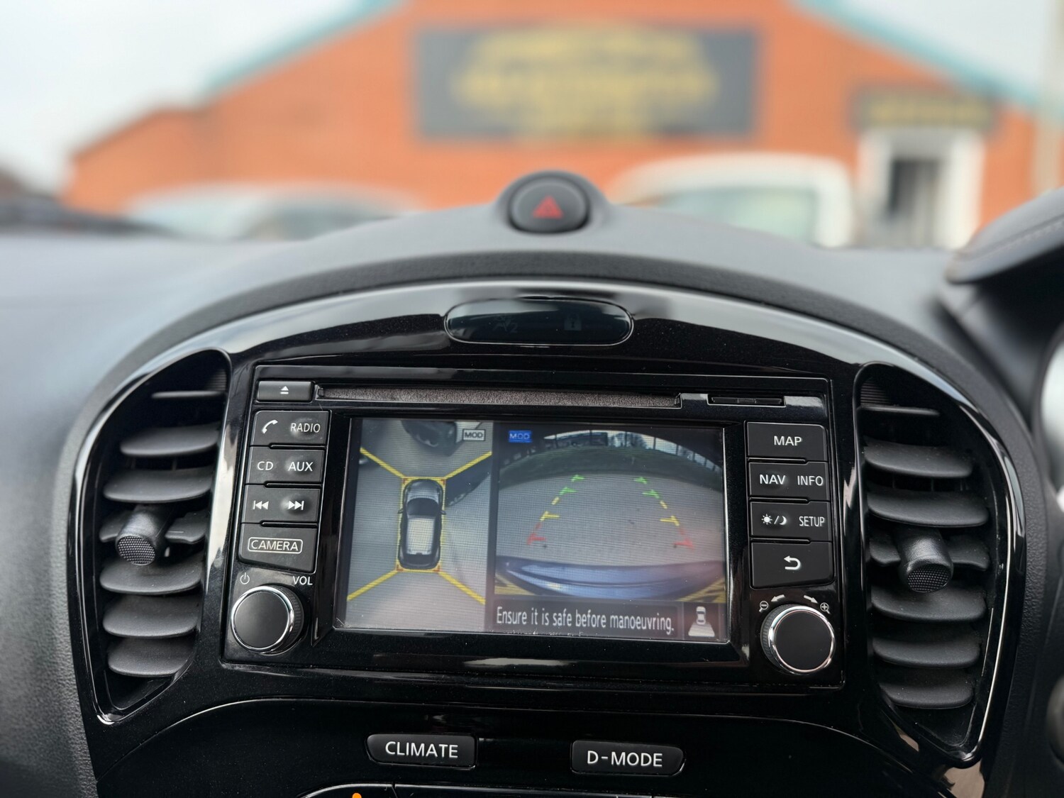 Used Nissan Juke 2015 for sale - 77968521: Photo 14