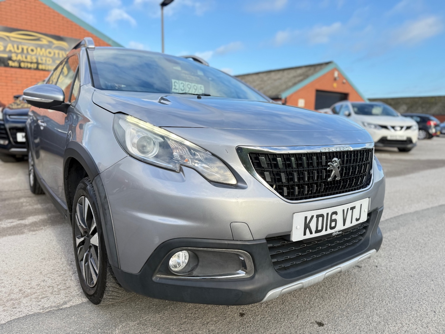Used Peugeot 2008 2016 for sale - 76897146: Photo 1