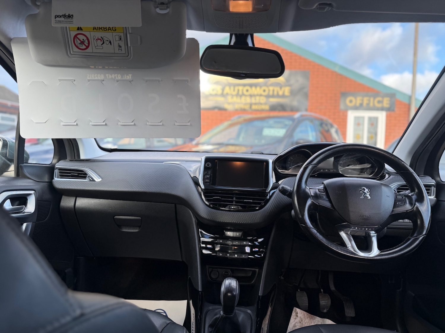 Used Peugeot 2008 2016 for sale - 76897146: Photo 10