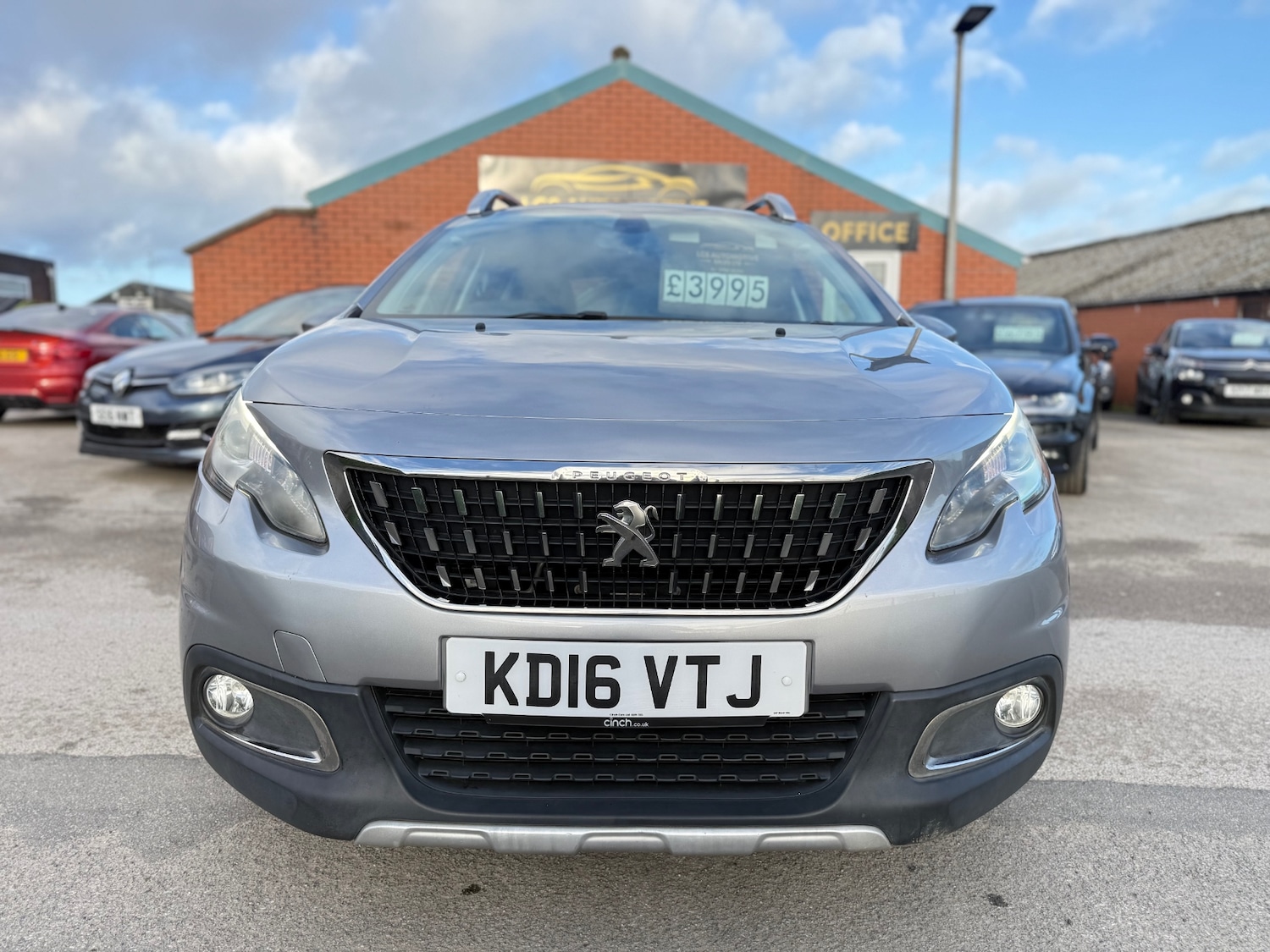 Used Peugeot 2008 2016 for sale - 76897146: Photo 2