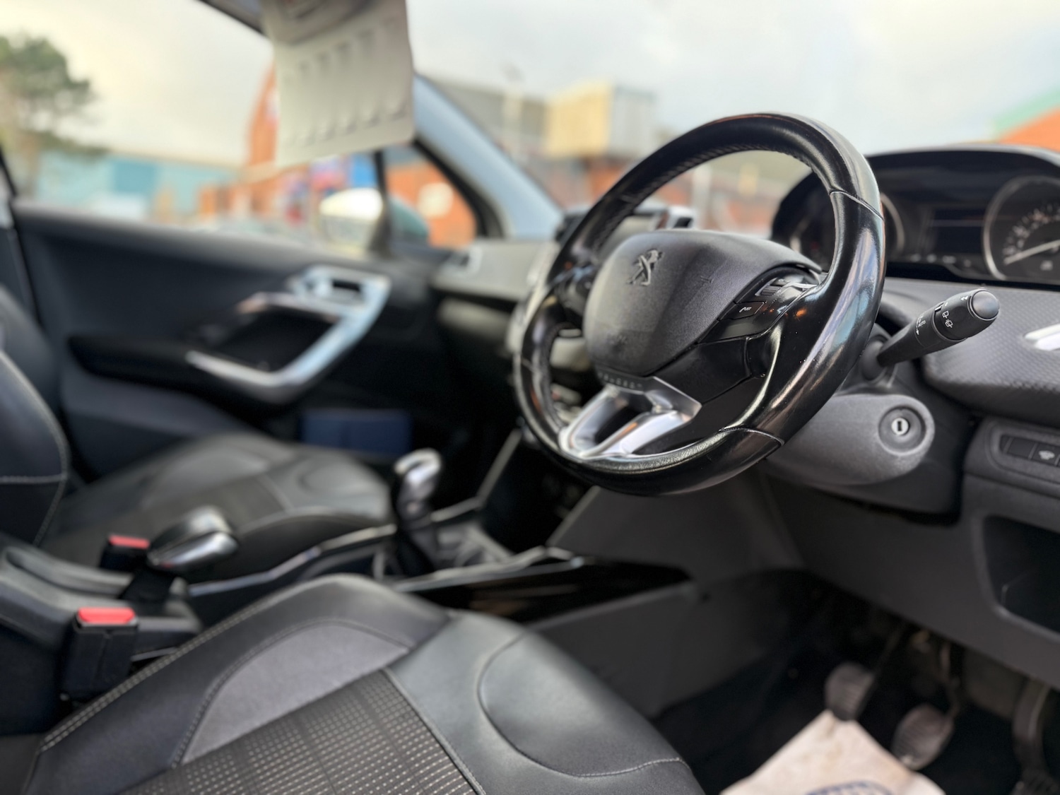 Used Peugeot 2008 2016 for sale - 76897146: Photo 8