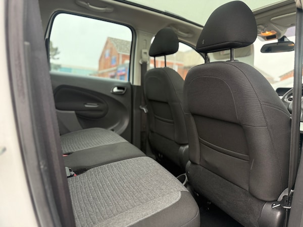Used Citroen C3 Picasso 2016 for sale - 76165249: Photo 15