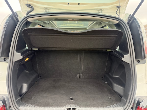 Used Citroen C3 Picasso 2016 for sale - 76165249: Photo 16