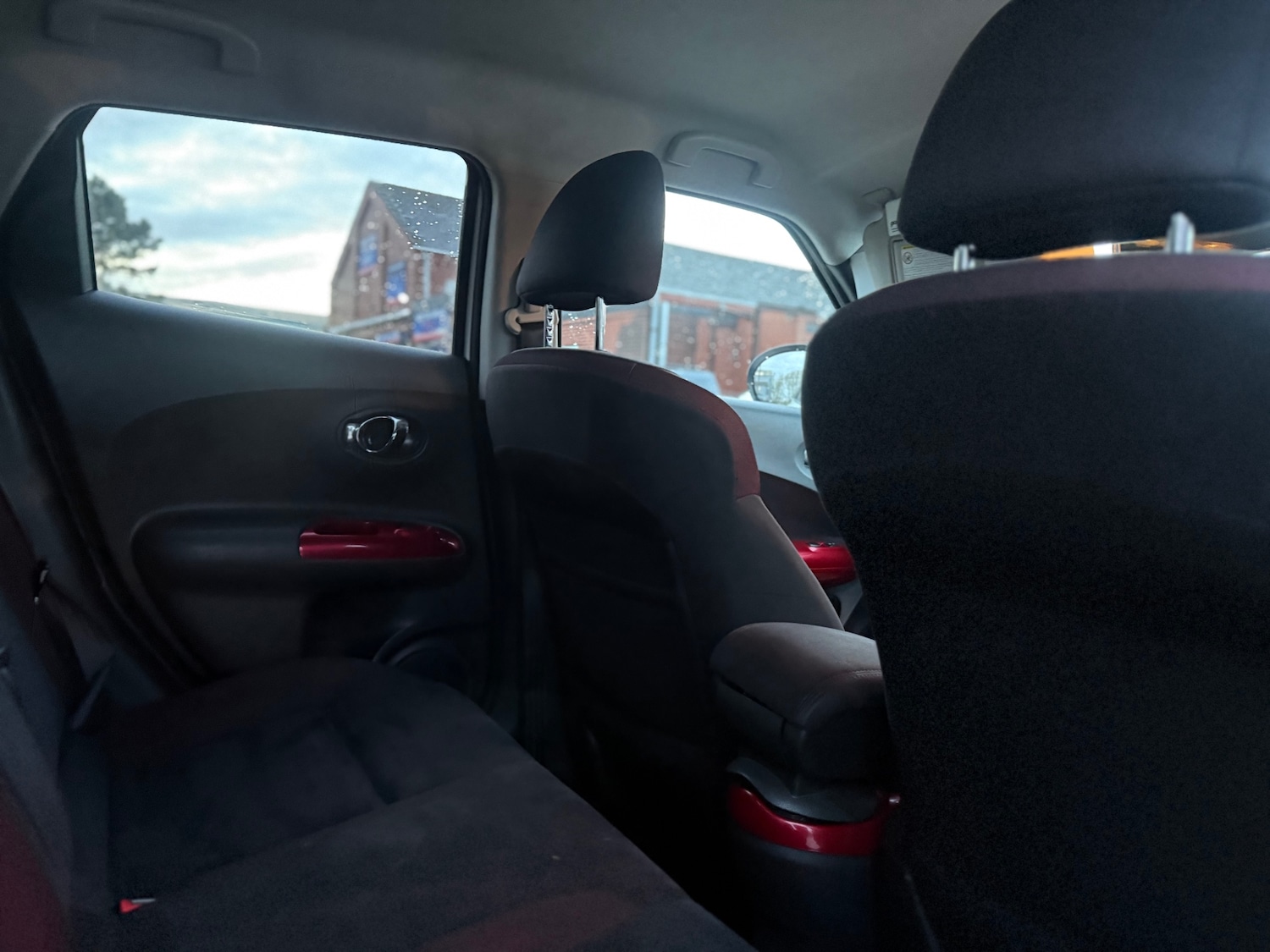 Used Nissan Juke 2011 for sale - 77189449: Photo 14