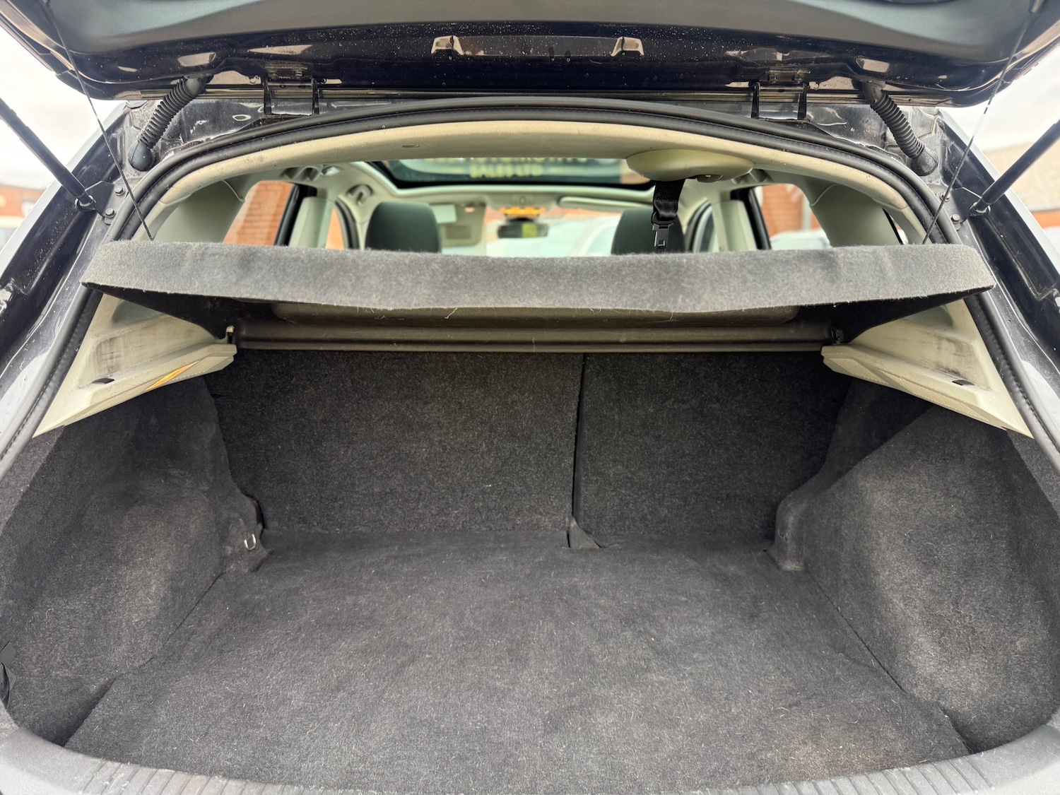 Used Nissan Qashqai 2012 for sale - 76446066: Photo 15