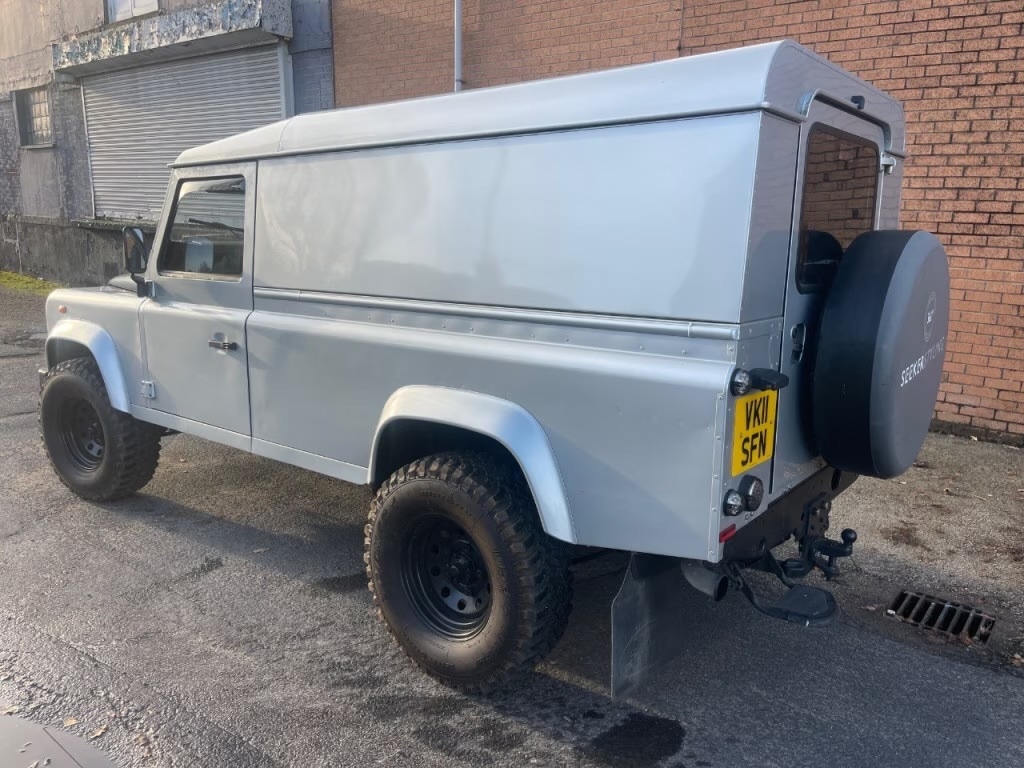 Used Land Rover Defender 2011 for sale - 76710663: Photo 11