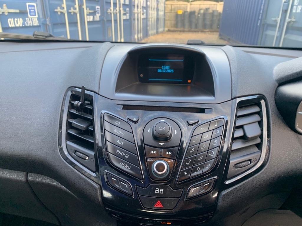 Used Ford Fiesta 2013 for sale - 76863137: Photo 12