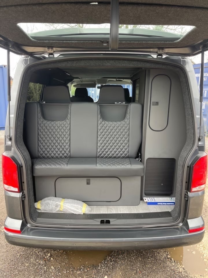 Used Volkswagen Transporter 2023 for sale - 76710675: Photo 2