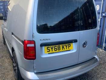 Used Volkswagen Caddy 2018 for sale - 74010630: Photo