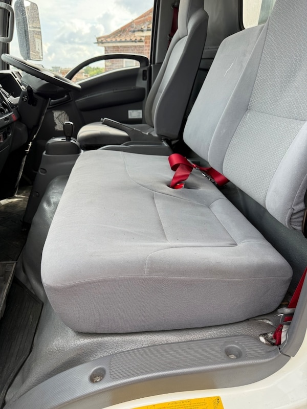 Used Isuzu Other 2018 for sale - 74997088: Photo 12