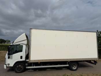 Used Isuzu Trucks N35 2018 for sale - 74997088: Photo