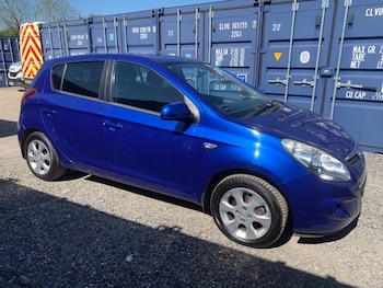 Used Hyundai i20 2011 for sale - 78457506: Photo