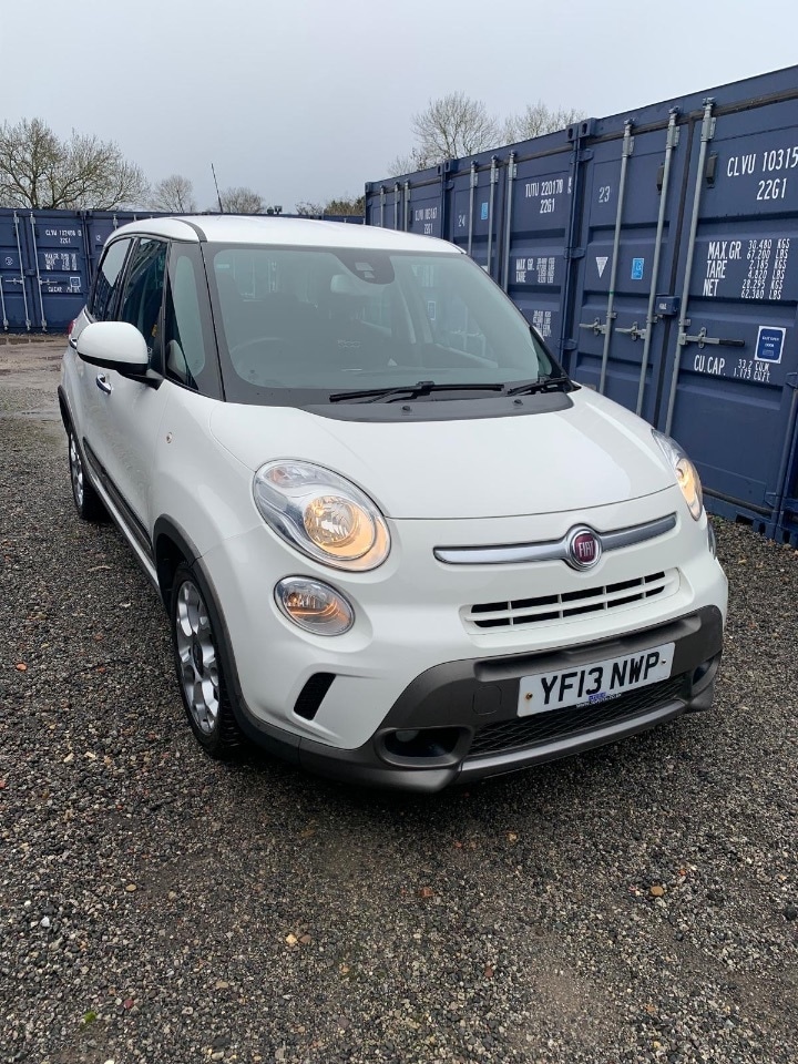 Used Fiat 500L 2013 for sale - 77555179: Photo 3