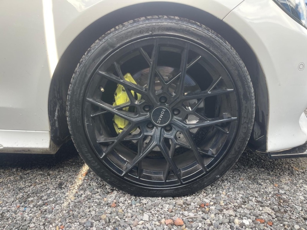Used Mercedes-Benz E-Class 2015 for sale - 75994869: Photo 4