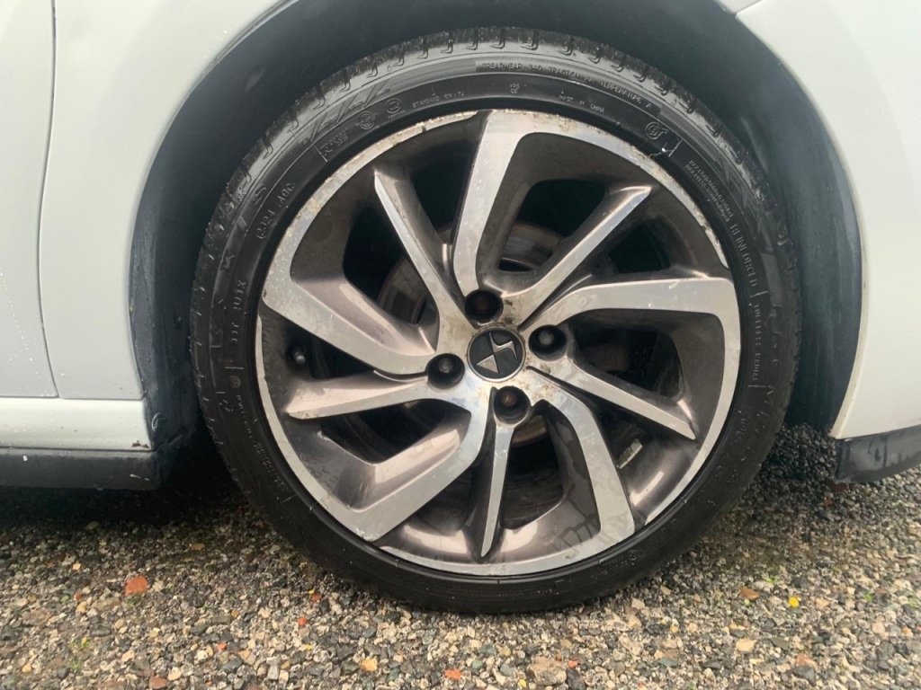 Used DS Automobiles DS 3 2015 for sale - 76934808: Photo 4