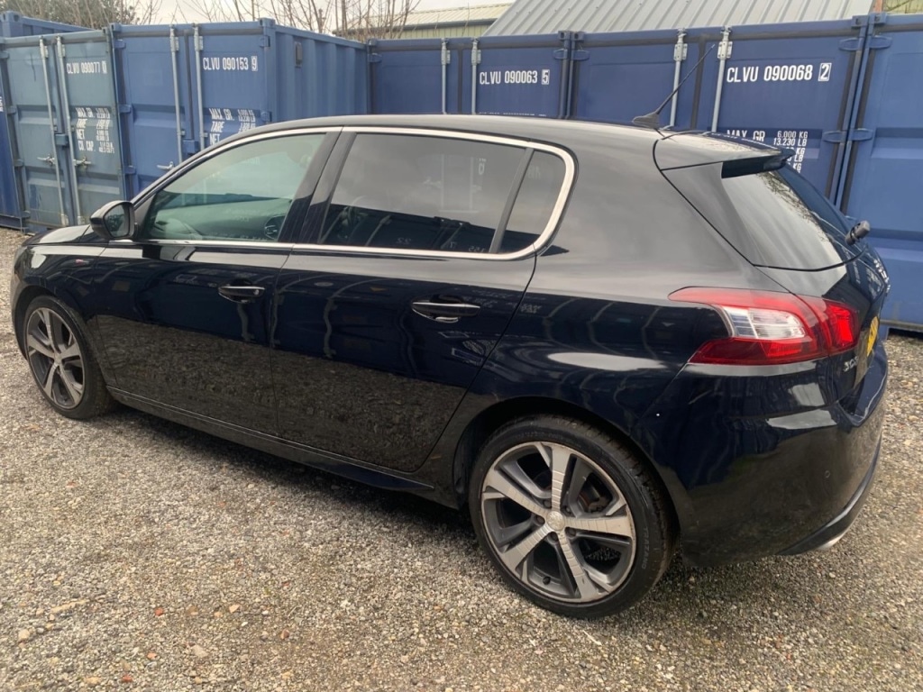 Used Peugeot 308 2015 for sale - 77607936: Photo 10
