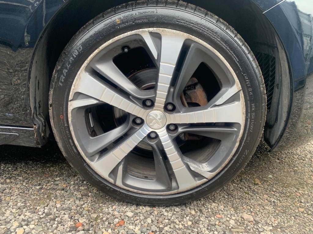 Used Peugeot 308 2015 for sale - 77607936: Photo 12