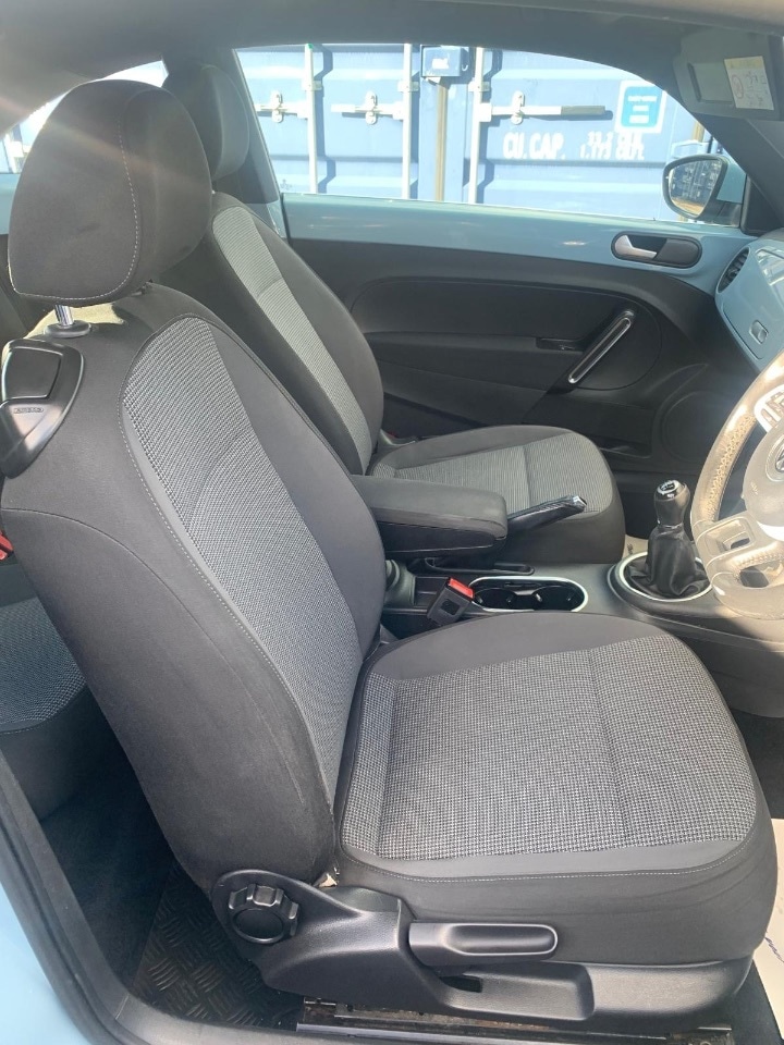 Used Volkswagen Beetle 2015 for sale - 77590223: Photo 11