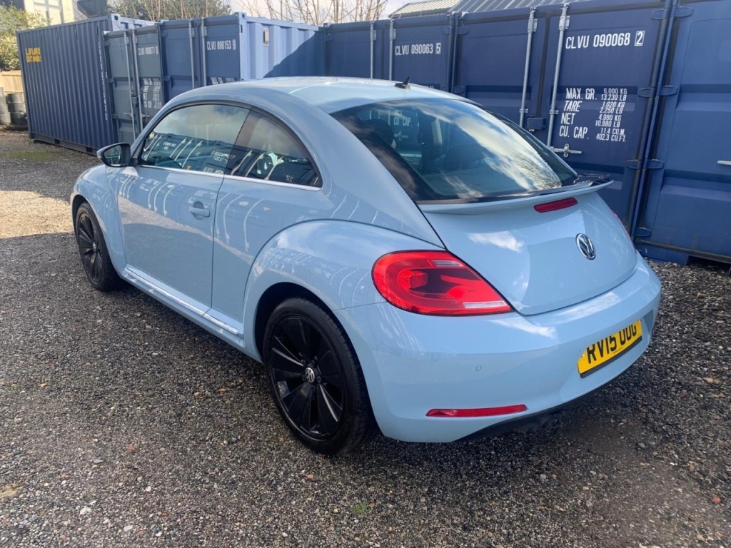 Used Volkswagen Beetle 2015 for sale - 77590223: Photo 8