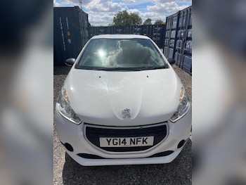 Used Peugeot 208 2014 for sale - 75213188: Photo