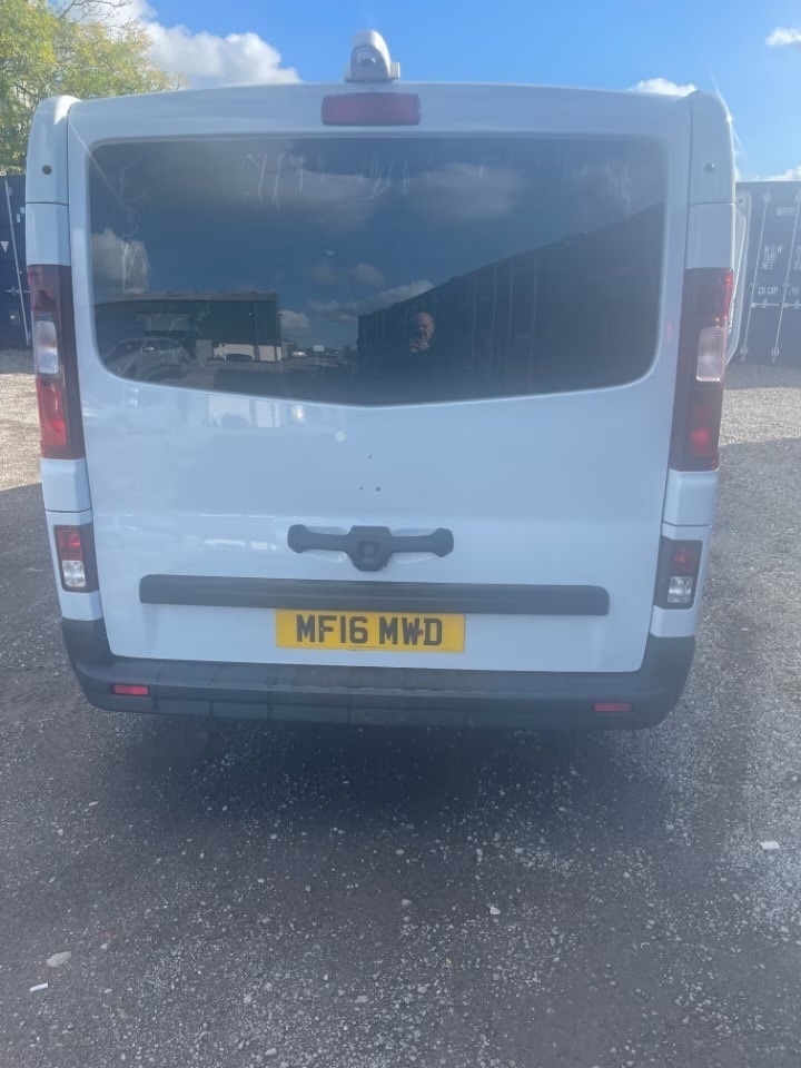 Used Renault Trafic 2016 for sale - 76767679: Photo 2