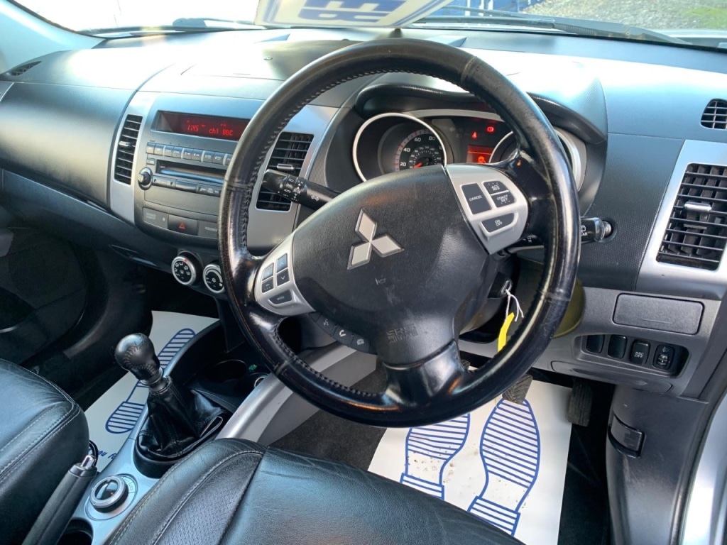 Used Mitsubishi Outlander 2010 for sale - 77019116: Photo 15