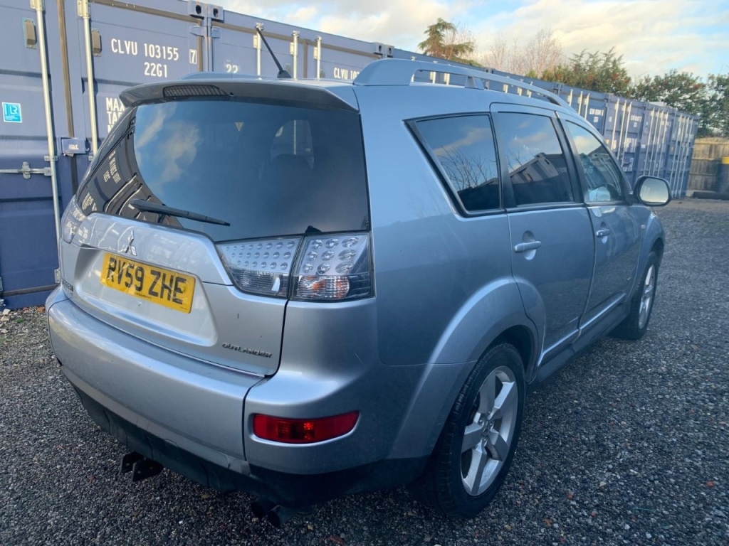 Used Mitsubishi Outlander 2010 for sale - 77019116: Photo 4