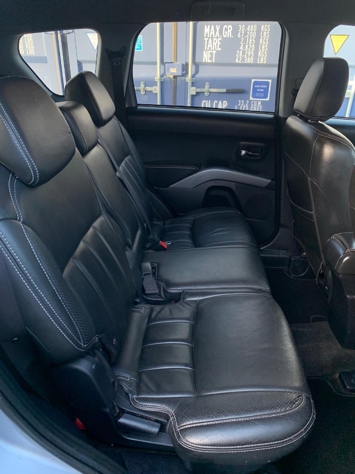 Used Mitsubishi Outlander 2010 for sale - 77019116: Photo 8